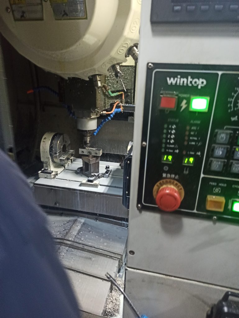 Precision CNC machining service
